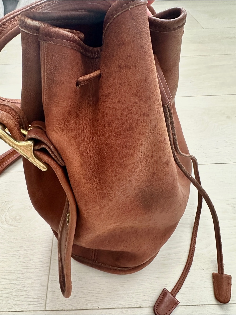 Vtg Coach 9952 Lula's Legacy Drawstring Bucket Leather Bag in British Tan - Picture 14 of 16